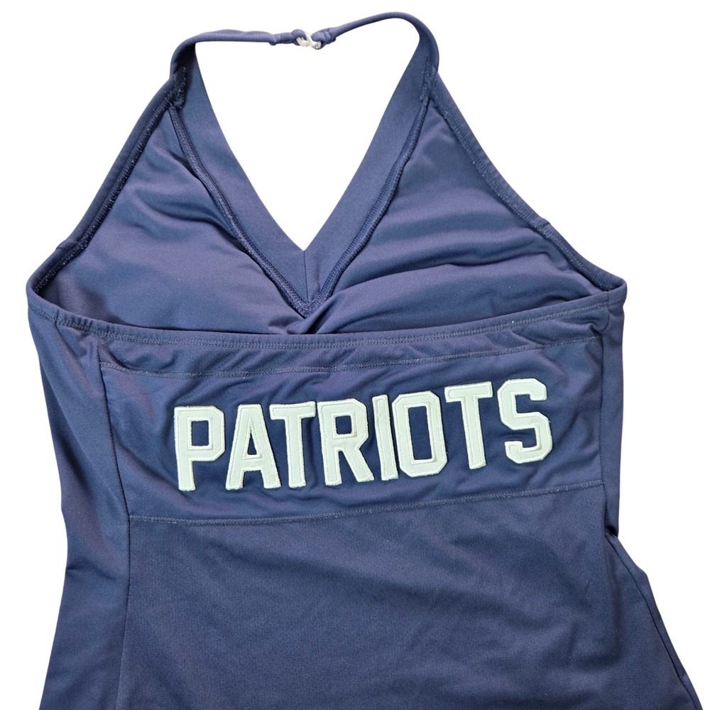 NFL Patriots Halter Tank Top Built In Bra Athletic Gym Fan Apparel L - Picture 2 of 9